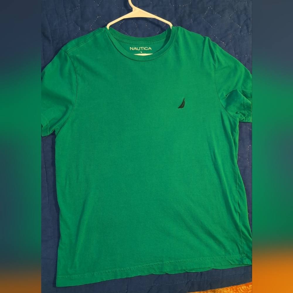 Men's nautica tshirt sz large